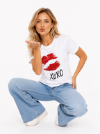 XOXO Lips T-Shirt – 100% Cotton Graphic Tee